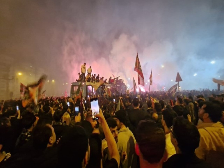 Diyarbakırdaki kutlamalarda 11 kişi yaralandı, 10 kişi gözaltına alındı