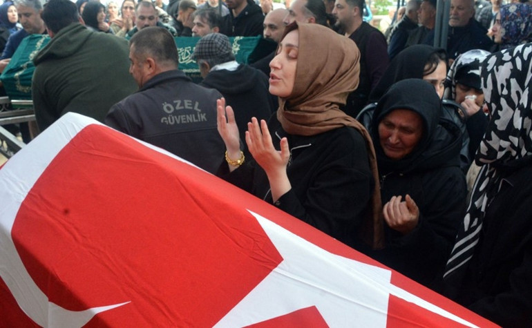 Kahramanmaraştaki okul saldırısında bir acı haber daha: 11 yaşındaki Alminayı kaybettik