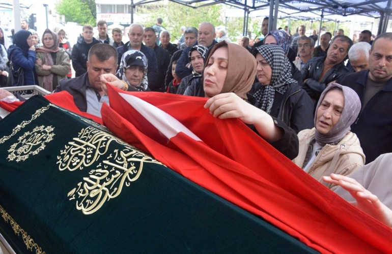 Kahramanmaraştaki okul saldırısında bir acı haber daha: 11 yaşındaki Alminayı kaybettik