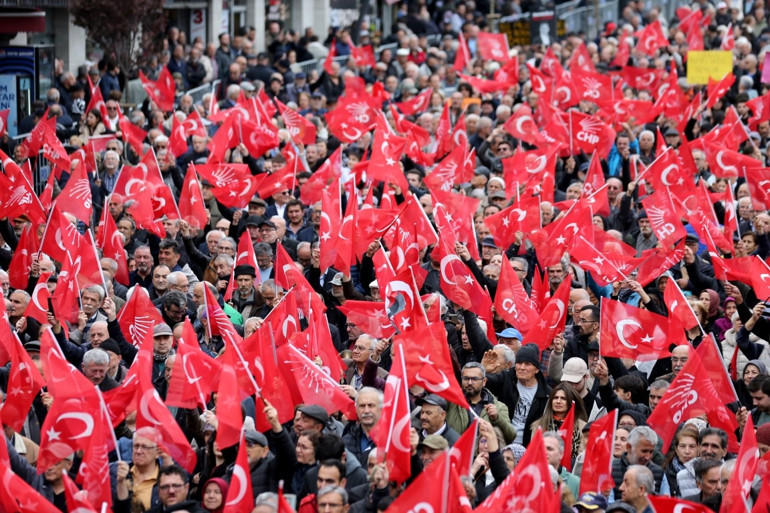 CHP Genel Başkanı Özgür Özel, partisinin Karabük mitinginde konuştu