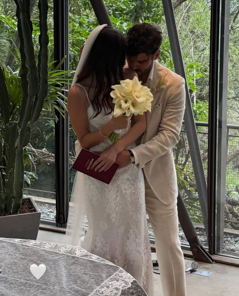 Nesrin Cavadzade, nikah sonrası “Daha 17”nin setine koştu