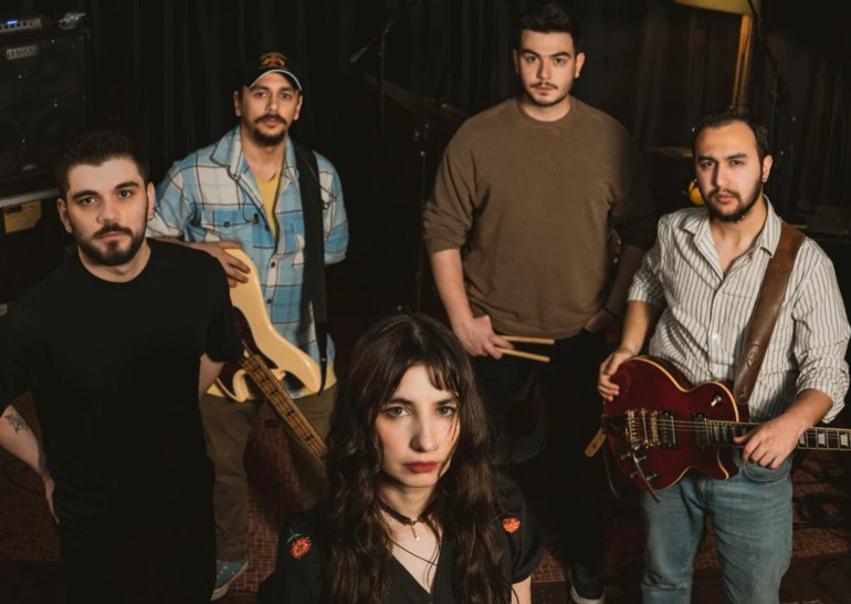 Biz aslında canlı söylemek istedik Saygı konserinde yapay zeka tartışması