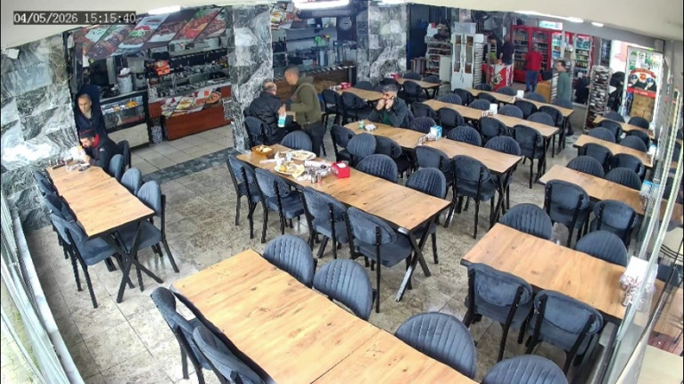 İstanbuldaki büfede film sahnesi gibi anlar... | Yakalasam ağzını burnunu kırardım