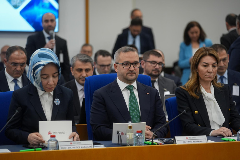 TCMB Başkanı Karahan, TBMM Plan ve Bütçe Komisyonunda sunum yaptı