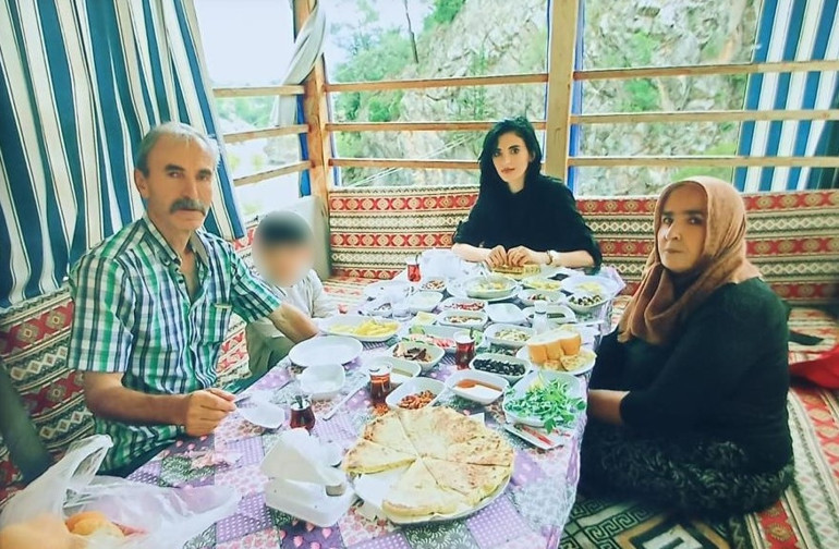 Kübra Yapıcı cinayetinde kan donduran detaylar Ormanda öldürüp yakmışlar... Vahşeti itiraf etti