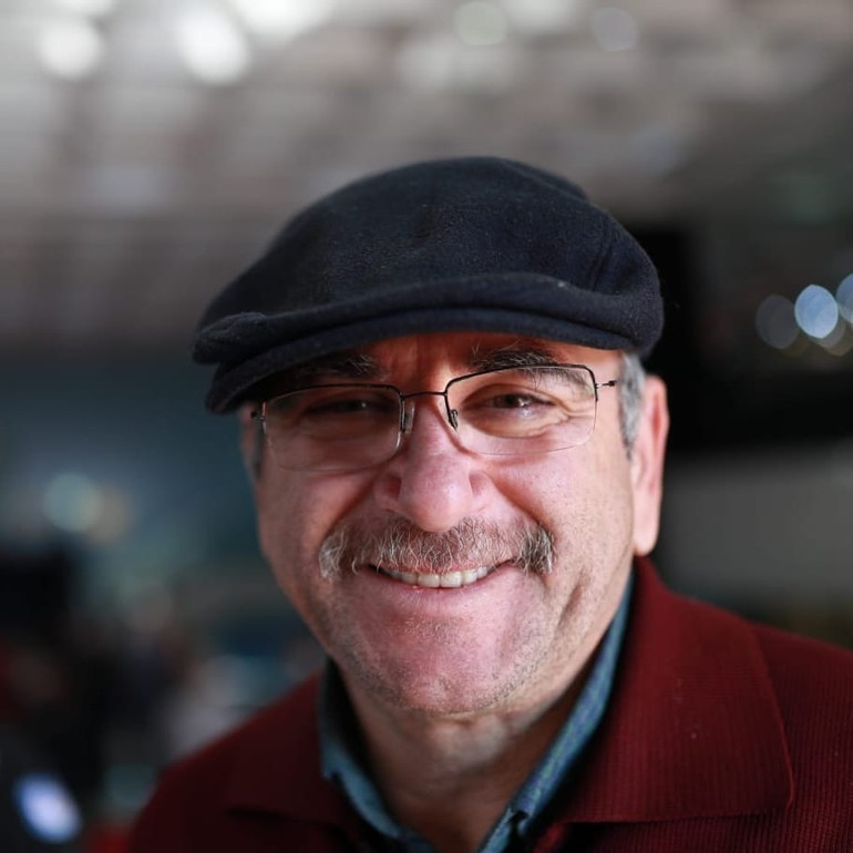 LED gitti Ay kaldı…