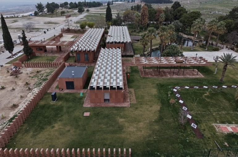 Pamukkale’nin yanında antik kente yeni düzen Hierapolıs’te karşılama merkezleri tamamlandı
