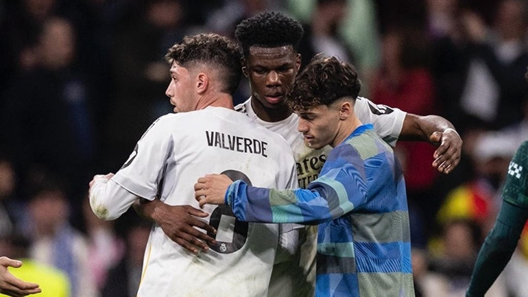Real Madrid’de büyük kavga Valverde hastaneye kaldırıldı, yüzüne dikiş atıldı