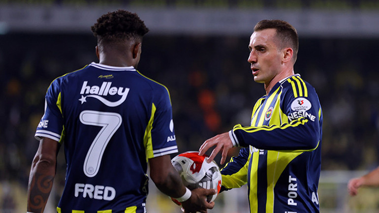 Fenerbahçede Konyaspor maçı öncesi 2 eksik