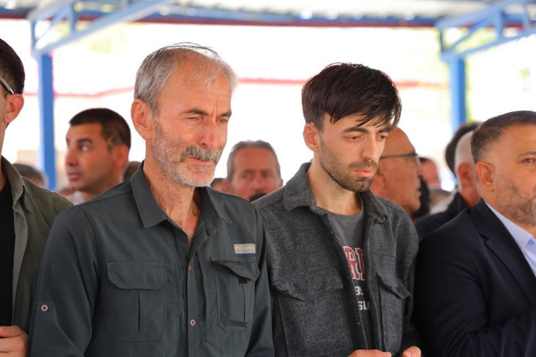 Son yolculuğuna uğurlandı Acılı baba konuştu