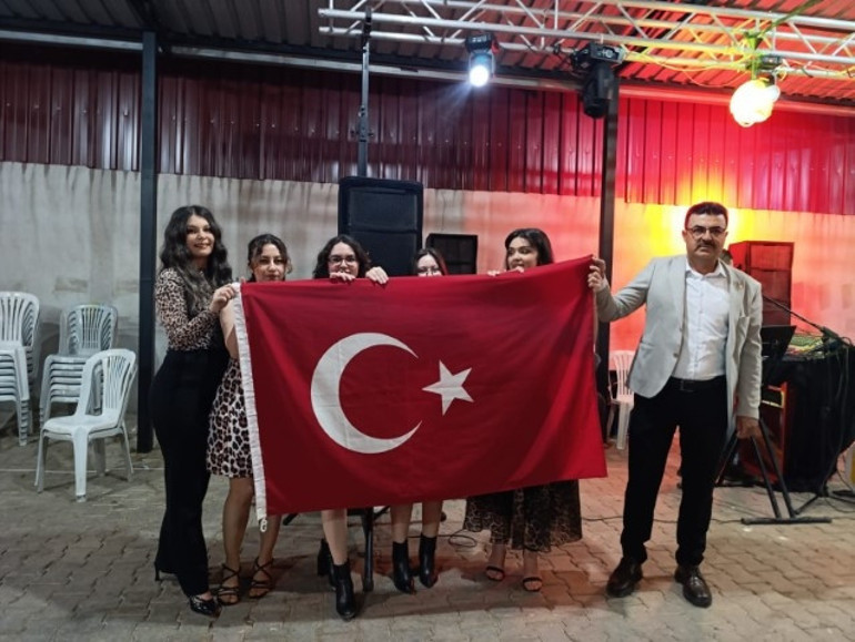  Annelerimiz, bacılarımız istedi