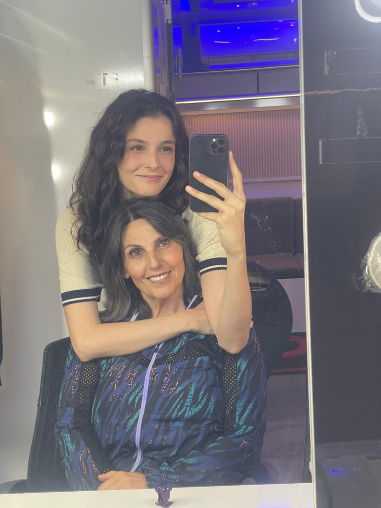 Anne sevgisi ekranlardan taştı