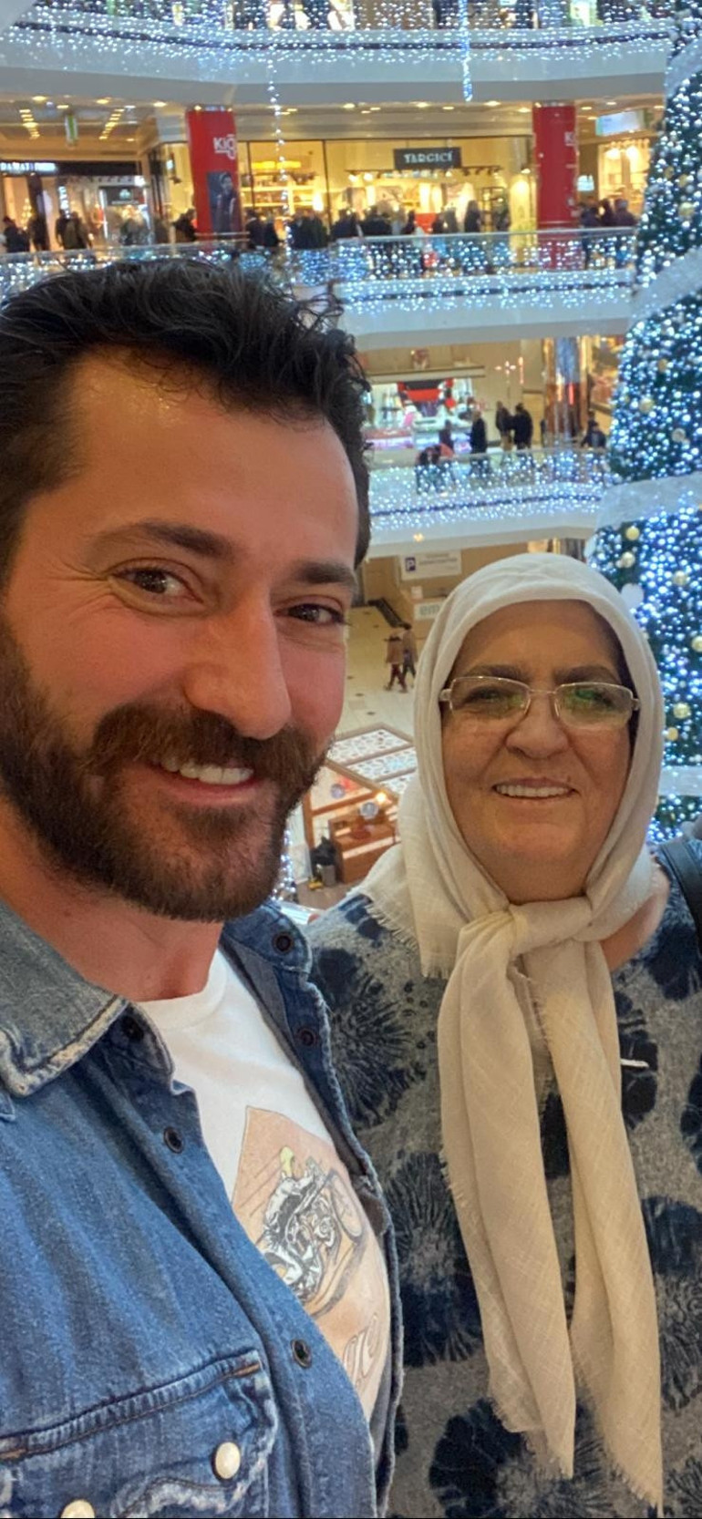 Anne sevgisi ekranlardan taştı