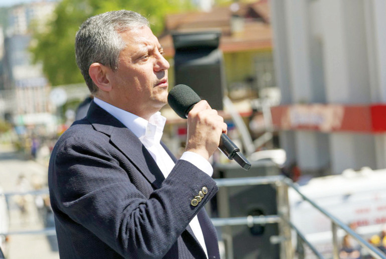 Gündemi değiştirmenin raconu