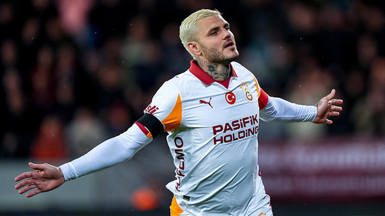Galatasaraydan ayrılmaya hazırlanan Icardiye sürpriz talip