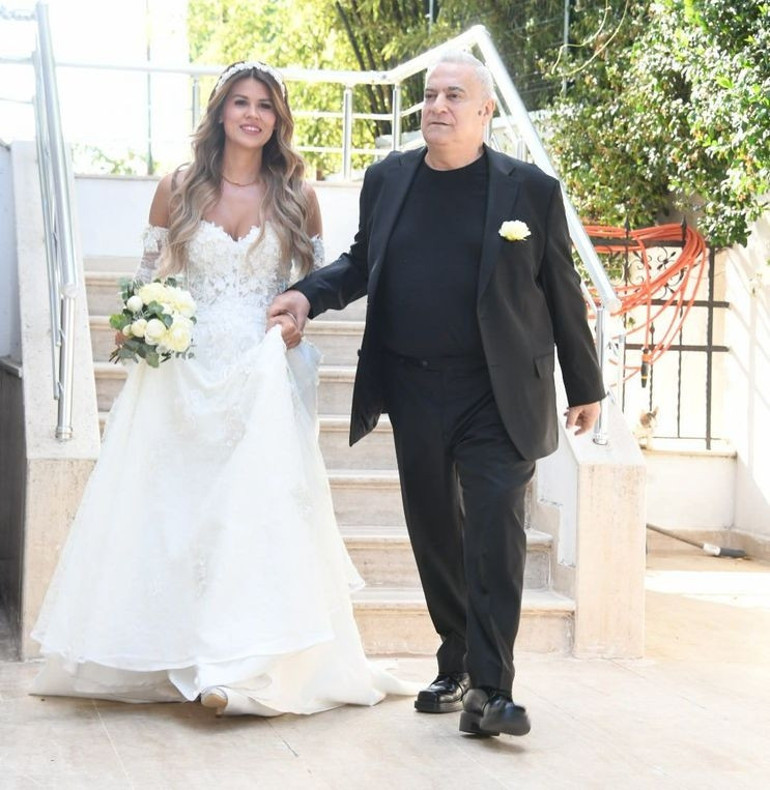 5 kez nikah masasına oturan Mehmet Ali Erbilden evlilik sinyali