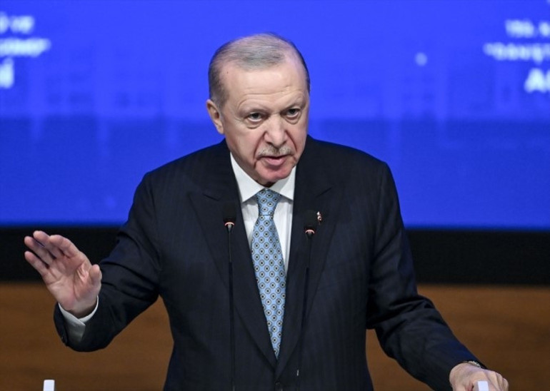 Cumhurbaşkanı Erdoğandan yeni Anayasa açıklaması: Türk siyasetinin boynunun borcu