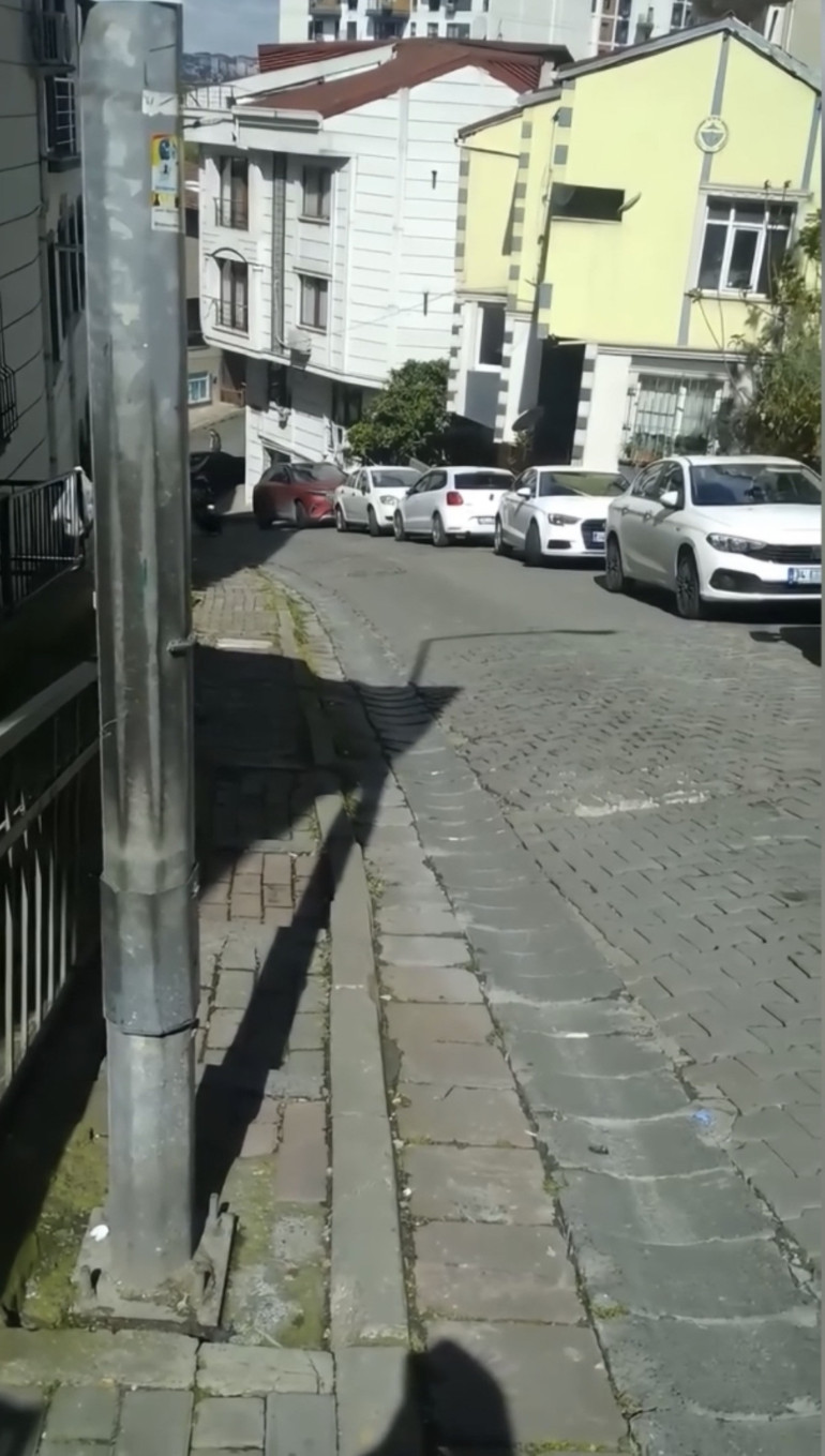 Elektrik akımına kapılan küçük çocuk annesi sayesinde kurtuldu