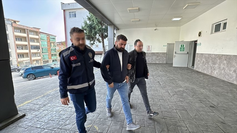  Aralarında doktorların da bulunduğu 18 şüpheli gözaltına alındı