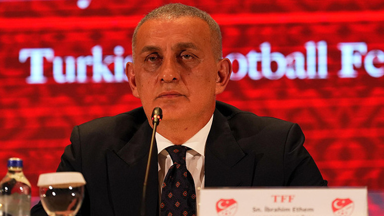 Avrupanın en az hata yapan hakemleri bizde