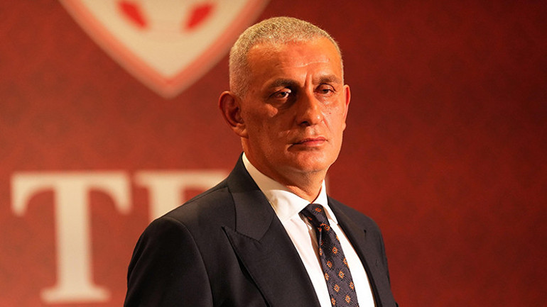 Avrupanın en az hata yapan hakemleri bizde