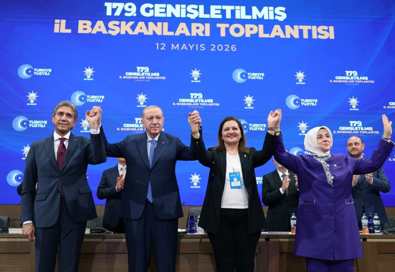 Burcu Köksal partimize katıldı Cumhurbaşkanı Erdoğan: Afyonkarahisar Belediye Başkanına hoş geldin diyoruz