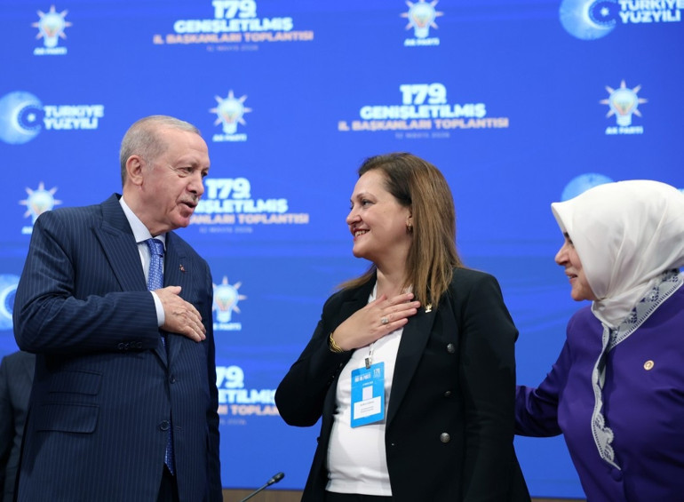 Burcu Köksal partimize katıldı Cumhurbaşkanı Erdoğan: Afyonkarahisar Belediye Başkanına hoş geldin diyoruz