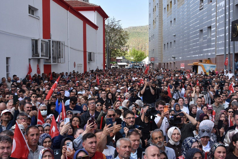  Yeni bir döneme adım attık