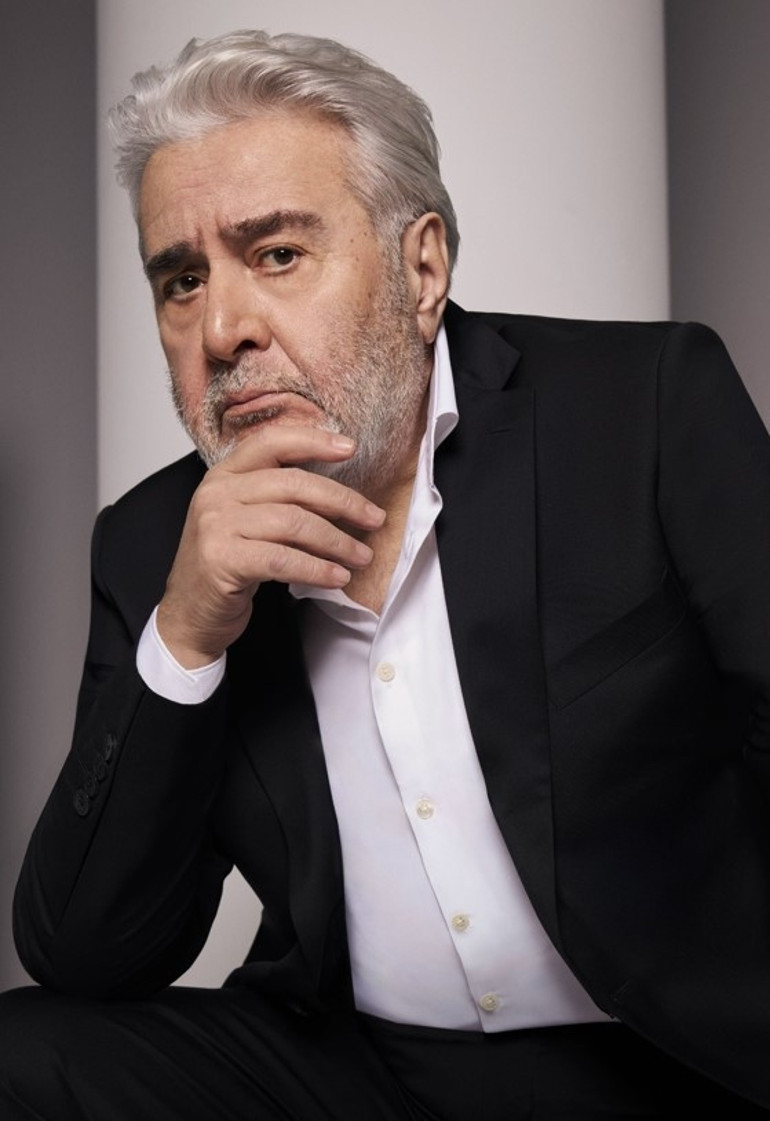 Usta oyuncu Uğur Yücel, Eşref Rüyada