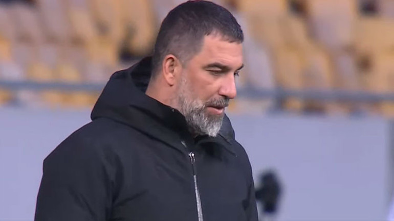 Arda Turanlı Shakhtara saldırı alarmı Siren sesi maçı durdurdu