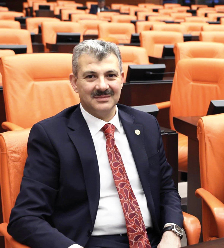 Özgür Bey not alın lüften