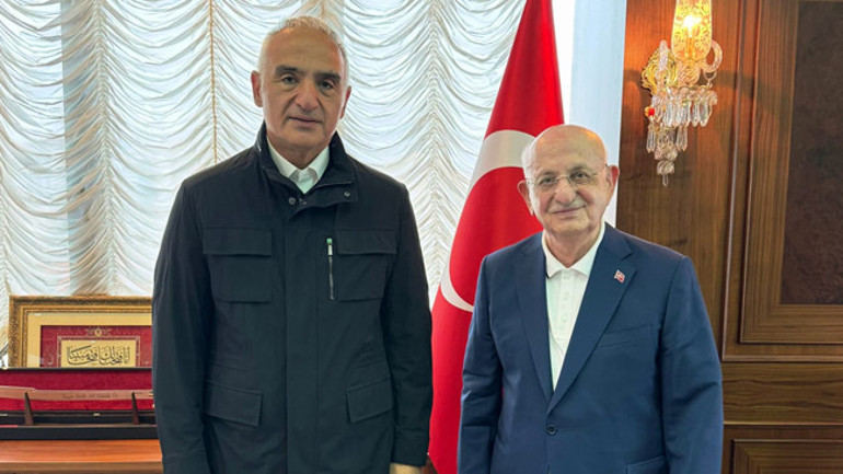 Kültür, tarih ve medeniyet üzerine dikkat çeken buluşma