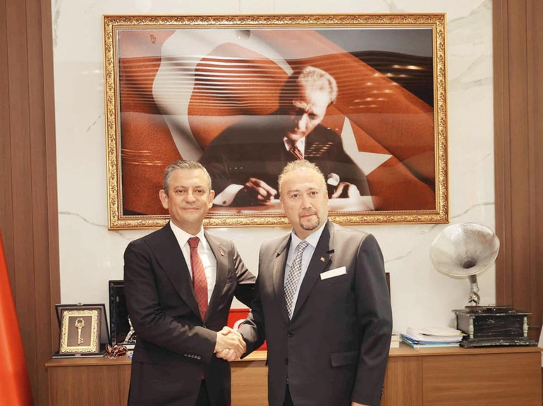 Finansal suç ağına kendini kullandıran bir adam