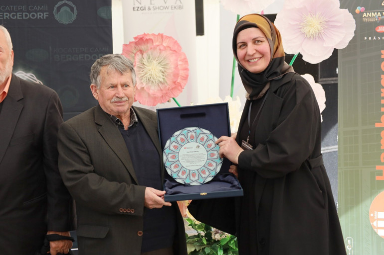 Bergedorf Kocatepe Camii’nde 40. yıl coşkusu