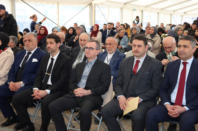 Bergedorf Kocatepe Camii’nde 40. yıl coşkusu