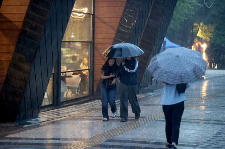 Yeni haftada hava nasıl olacak Meteorolojiden bölge bölge yağış uyarısı