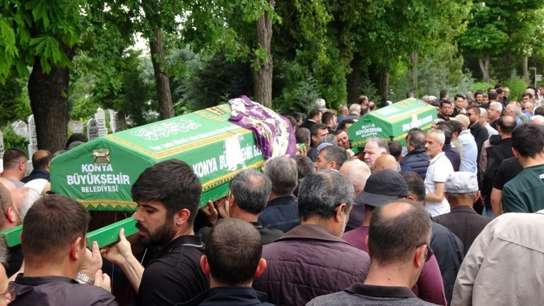 Oğulları tarafından katledilen çifte acı veda
