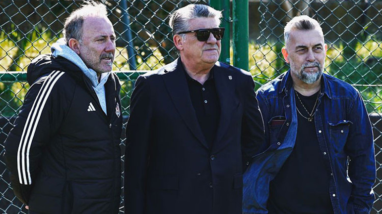 Beşiktaşta kritik görüşme Sergen Yalçın gönderiliyor mu