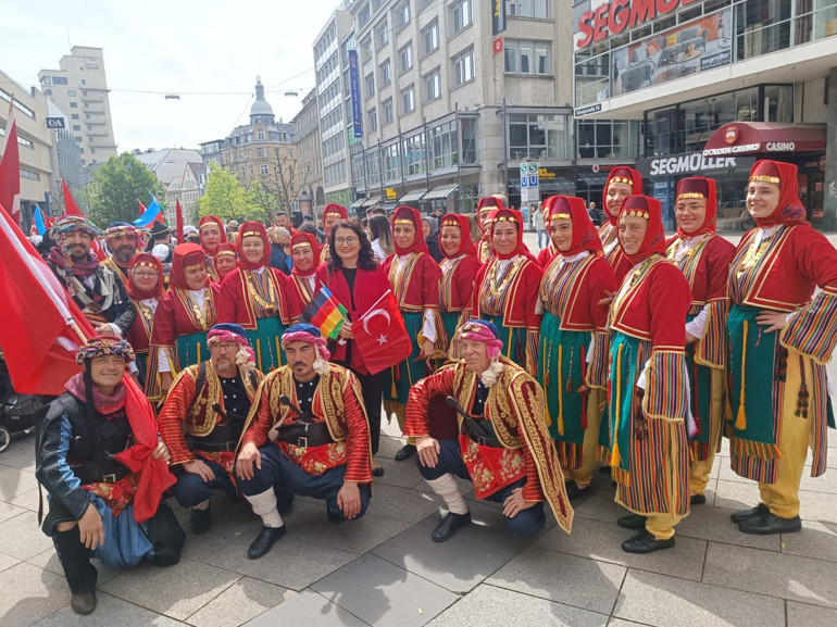 Stuttgart’ta 19 Mayıs coşkusu: Türk Kültür Günü’ne büyük ilgi