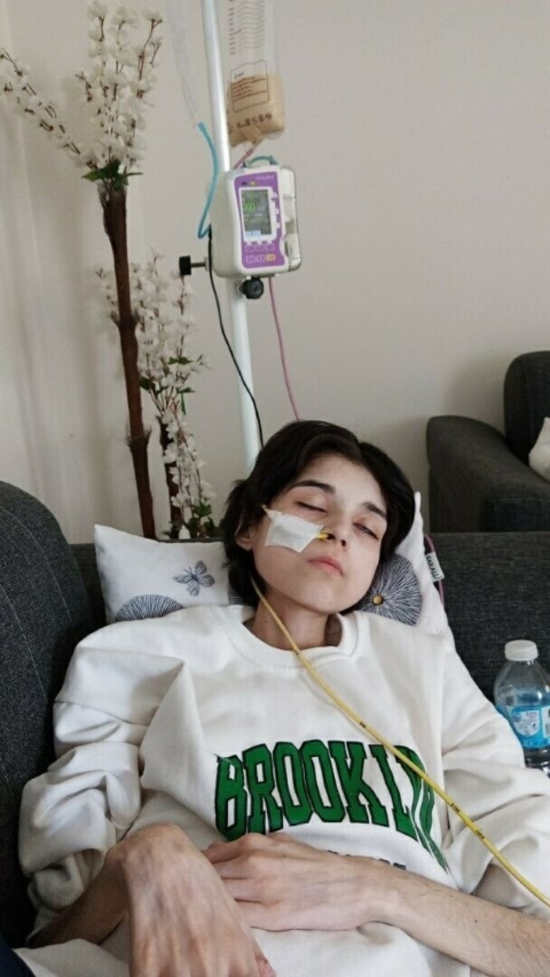 17 yaşındaki Ünzile 30 kiloya düştü