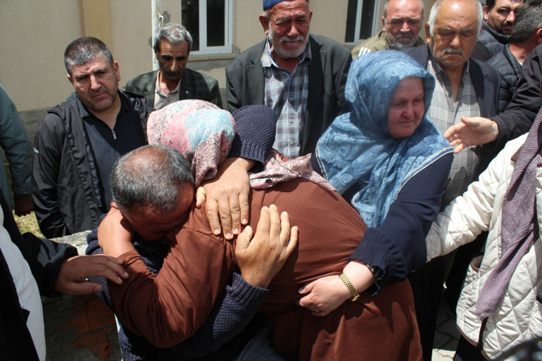 Aksaraydaki kuyu faciası 3 kişi hayatını kaybetmişti... Can simitlerini kendisini kurtarmaya gelenlere giydirmeye çalışmış