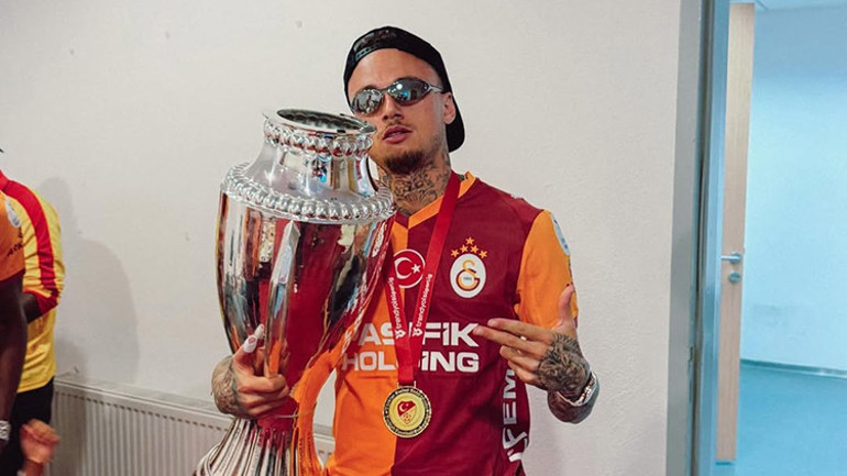 Noa Lang Galatasaraya veda etti