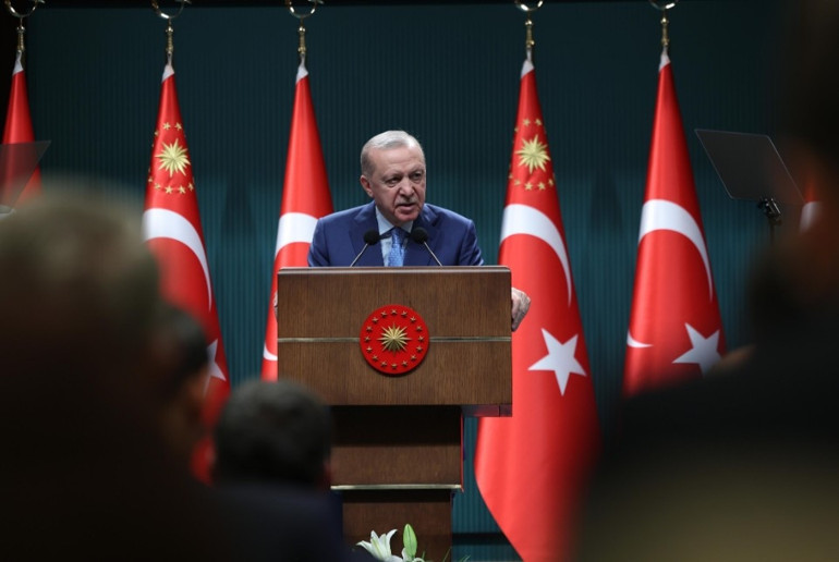 Son dakika... Cumhurbaşkanı Erdoğan: İsrailin haydutluğunu lanetliyorum
