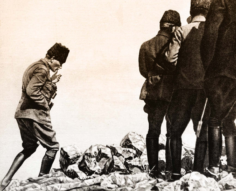 Atatürk’ü adım adım fotoğrafladılar... Objektifin ardındaki 6 kahraman