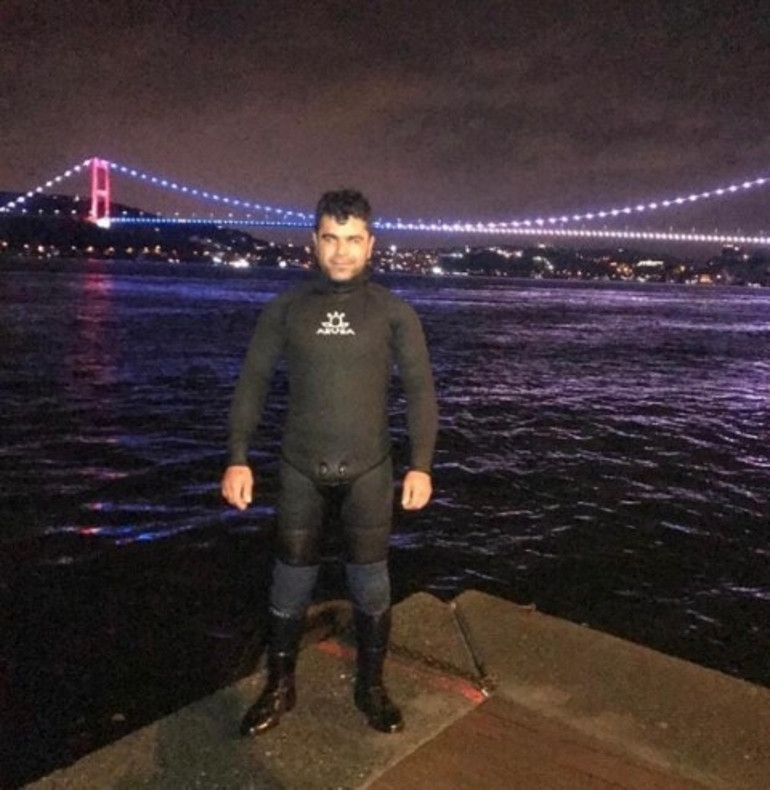 İstanbul Boğazına oksijen tüpüyle dalan vatandaş denizde kayboldu