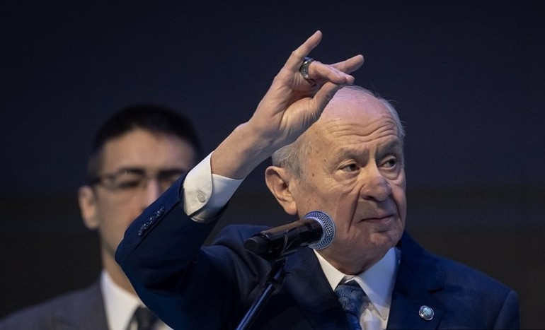 ‘Gençlerimiz yüz akımız’ MHP lideri Bahçeli: 19 Mayıs’ta esaret zinciri parçalandı
