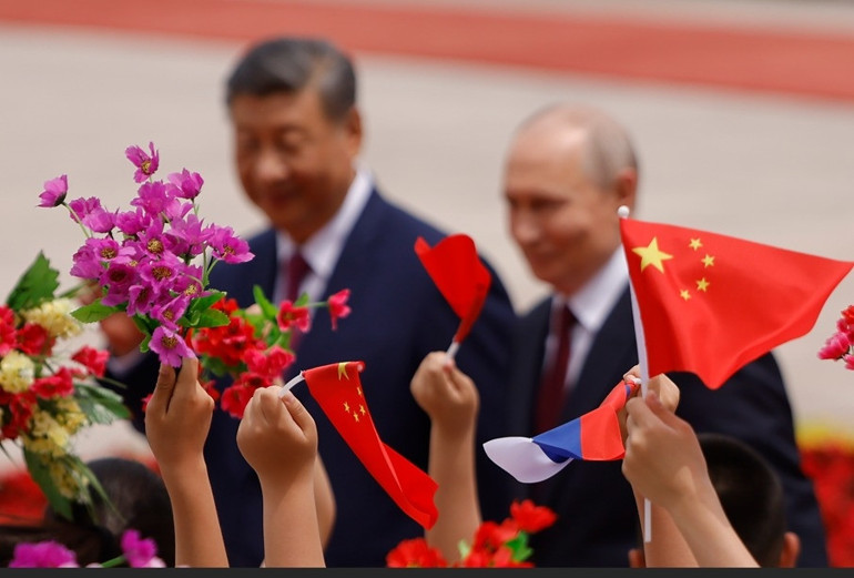 Trumpın ardından Çinde kritik zirve Şi ve Putinden Batıya mesaj