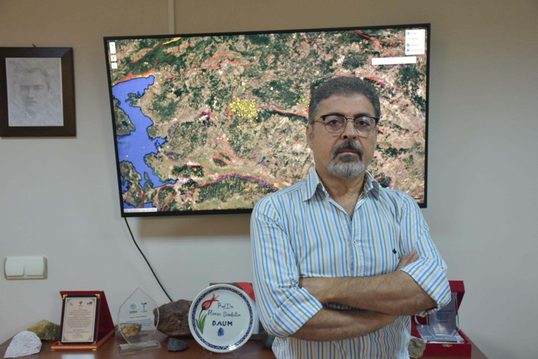 Malatyadaki depremin ardından Prof. Dr. Sözbilirden korkutan uyarı: Gelecekte yıkıcı deprem üretme potansiyeli var