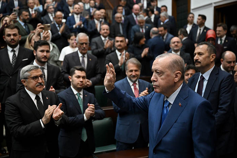 Cumhurbaşkanı Erdoğandan CHPye: Sokağa &ccedil;ıkmaya y&uuml;zleri yok