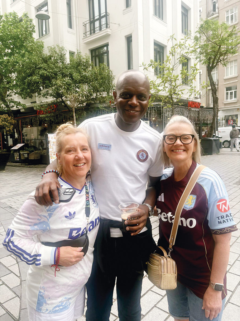 Aston Villa taraftarları İstanbul’a aşık oldu
